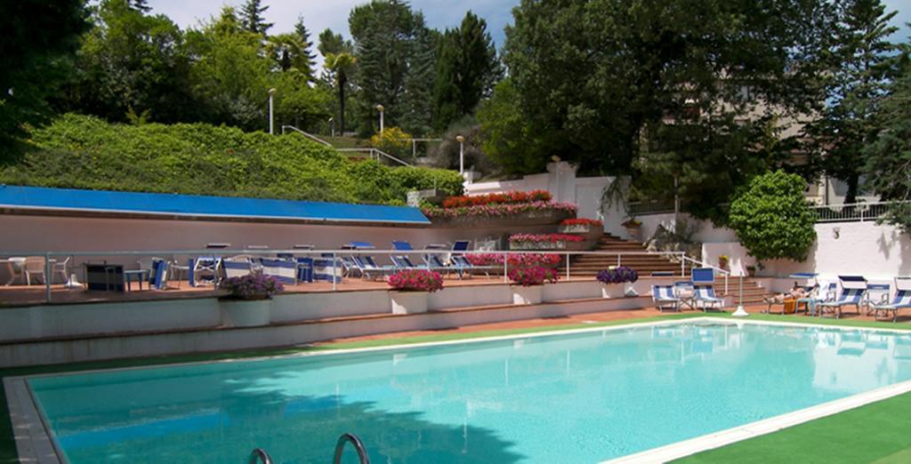 Hotel Moderno Chianciano Terme Eksteriør billede